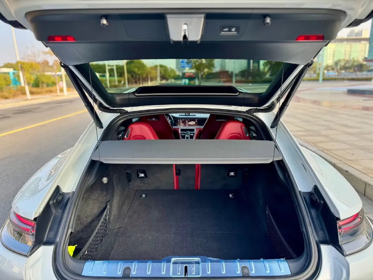 2023 Porsche Panamera 2.9T 330HP V6 8DCT,autocango,china used car exporter,china ev exporter,chinese used car exporter,chinese used ev exporter