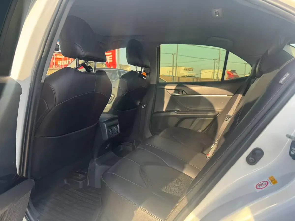 2018 Toyota Camry 2.0L 169HP L4 6AT,autocango,china used car exporter,china ev exporter,chinese used car exporter,chinese used ev exporter