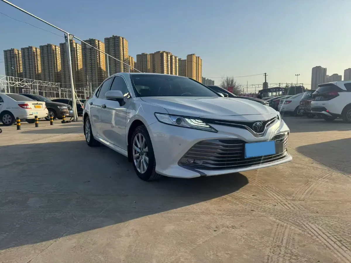 2018 Toyota Camry 2.0L 169HP L4 6AT,autocango,china used car exporter,china ev exporter,chinese used car exporter,chinese used ev exporter