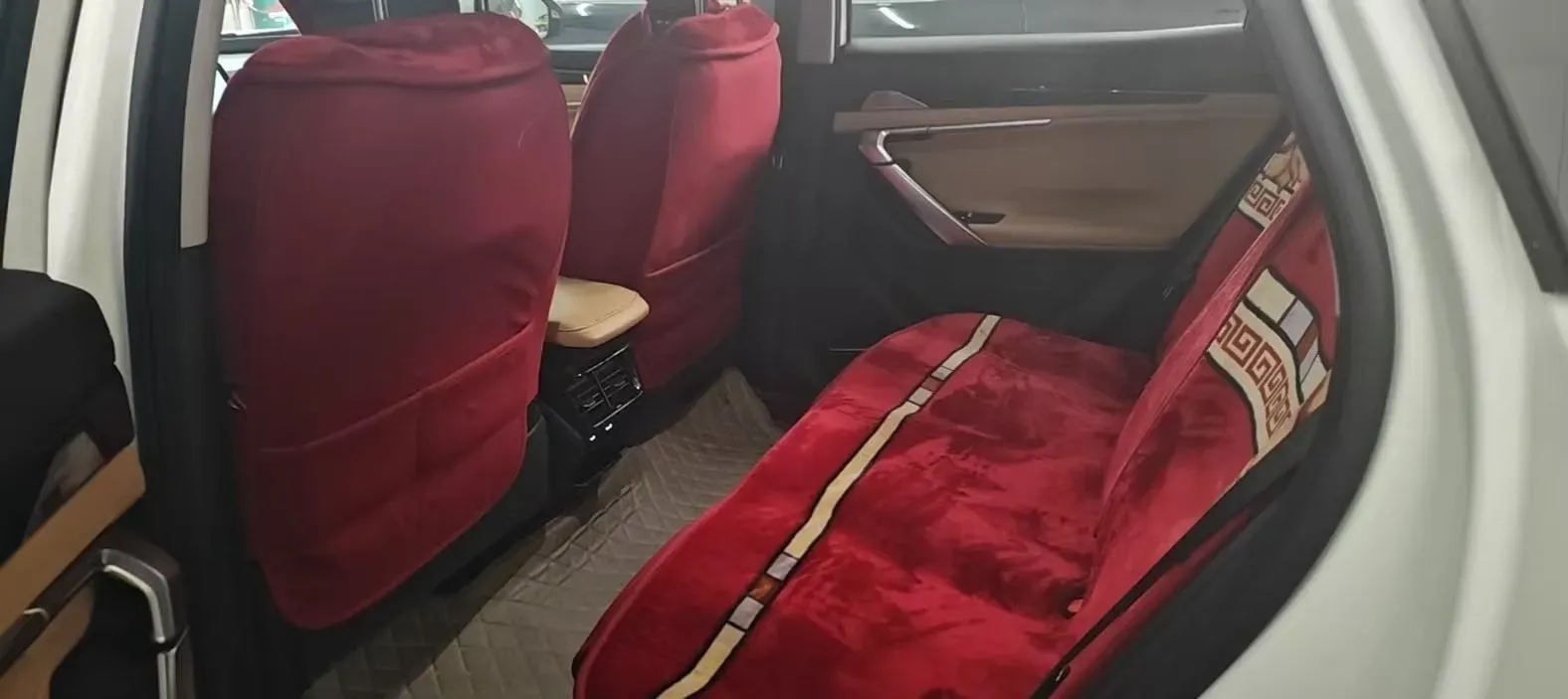 2023 Geely StarRay 1.5T 181HP L4 7DCT,autocango,china used car exporter,china ev exporter,chinese used car exporter,chinese used ev exporter