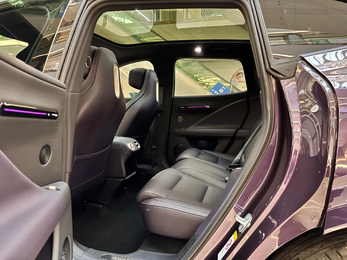 2024 Avatr 07 BEV 82.16KWH,autocango,china used car exporter,china ev exporter,chinese used car exporter,chinese used ev exporter