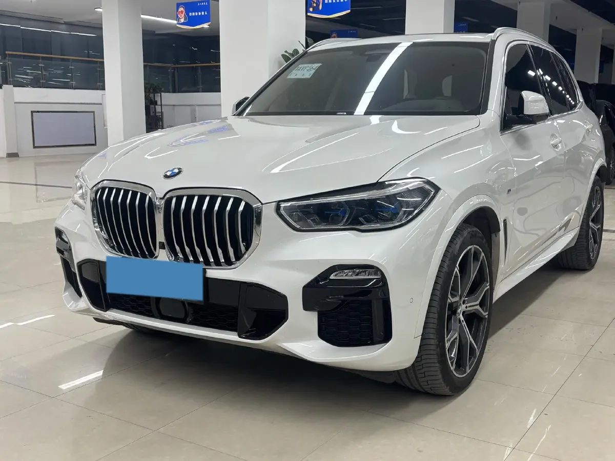 2021 BMW X5 3.0T 340HP L6 8AT,autocango,china used car exporter,china ev exporter,chinese used car exporter,chinese used ev exporter
