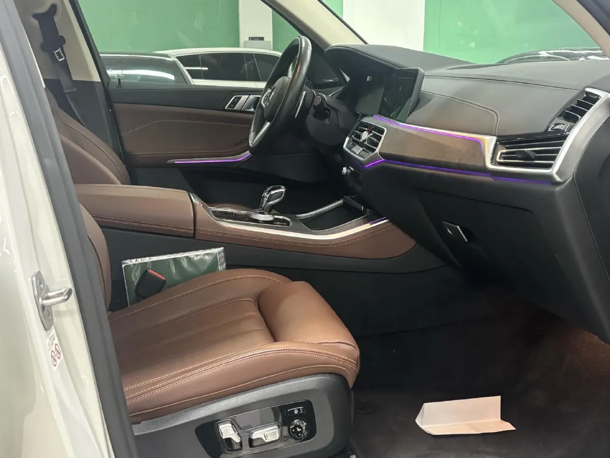 2021 BMW X5 3.0T 340HP L6 8AT,autocango,china used car exporter,china ev exporter,chinese used car exporter,chinese used ev exporter