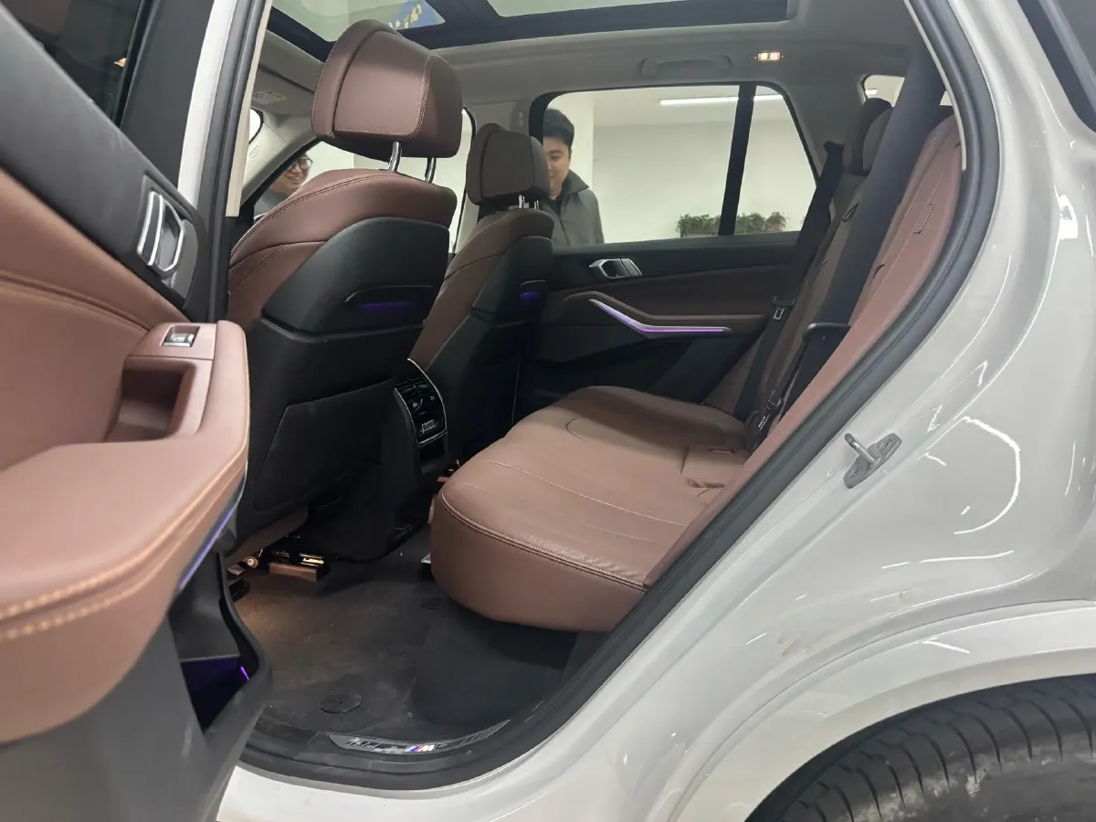 2021 BMW X5 3.0T 340HP L6 8AT,autocango,china used car exporter,china ev exporter,chinese used car exporter,chinese used ev exporter