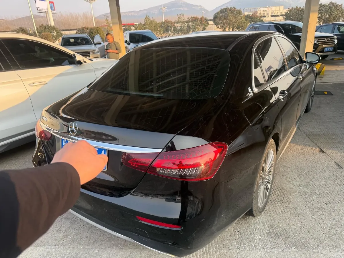 2021 Mercedes-Benz E Class 2.0T 258HP L4 9AT,autocango,china used car exporter,china ev exporter,chinese used car exporter,chinese used ev exporter