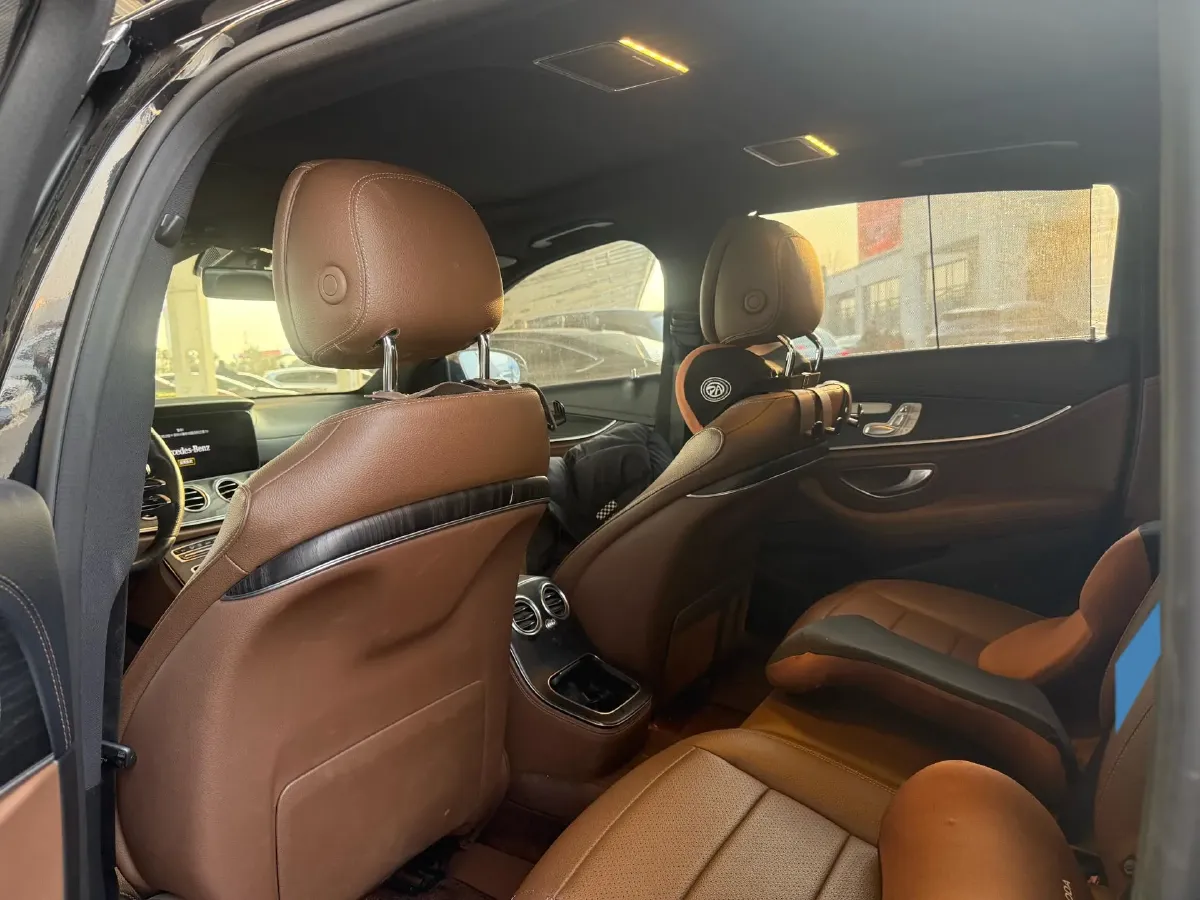 2021 Mercedes-Benz E Class 2.0T 258HP L4 9AT,autocango,china used car exporter,china ev exporter,chinese used car exporter,chinese used ev exporter