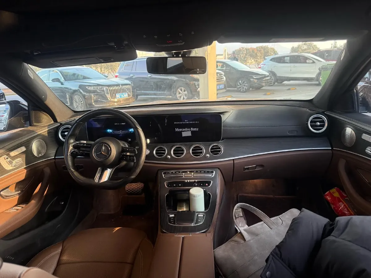 2021 Mercedes-Benz E Class 2.0T 258HP L4 9AT,autocango,china used car exporter,china ev exporter,chinese used car exporter,chinese used ev exporter