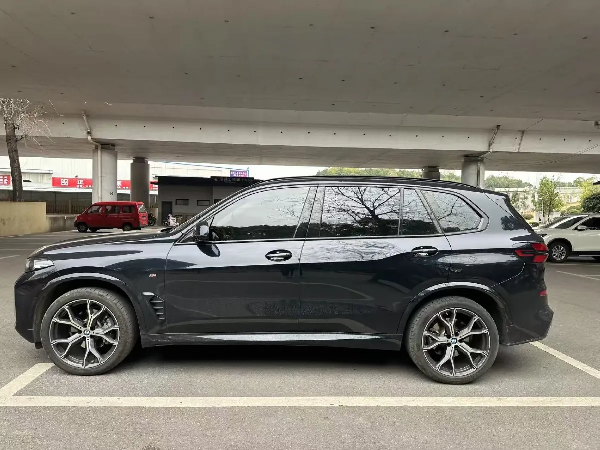 2023 BMW X5 2.0T 258HP L4 8AT,autocango,china used car exporter,china ev exporter,chinese used car exporter,chinese used ev exporter