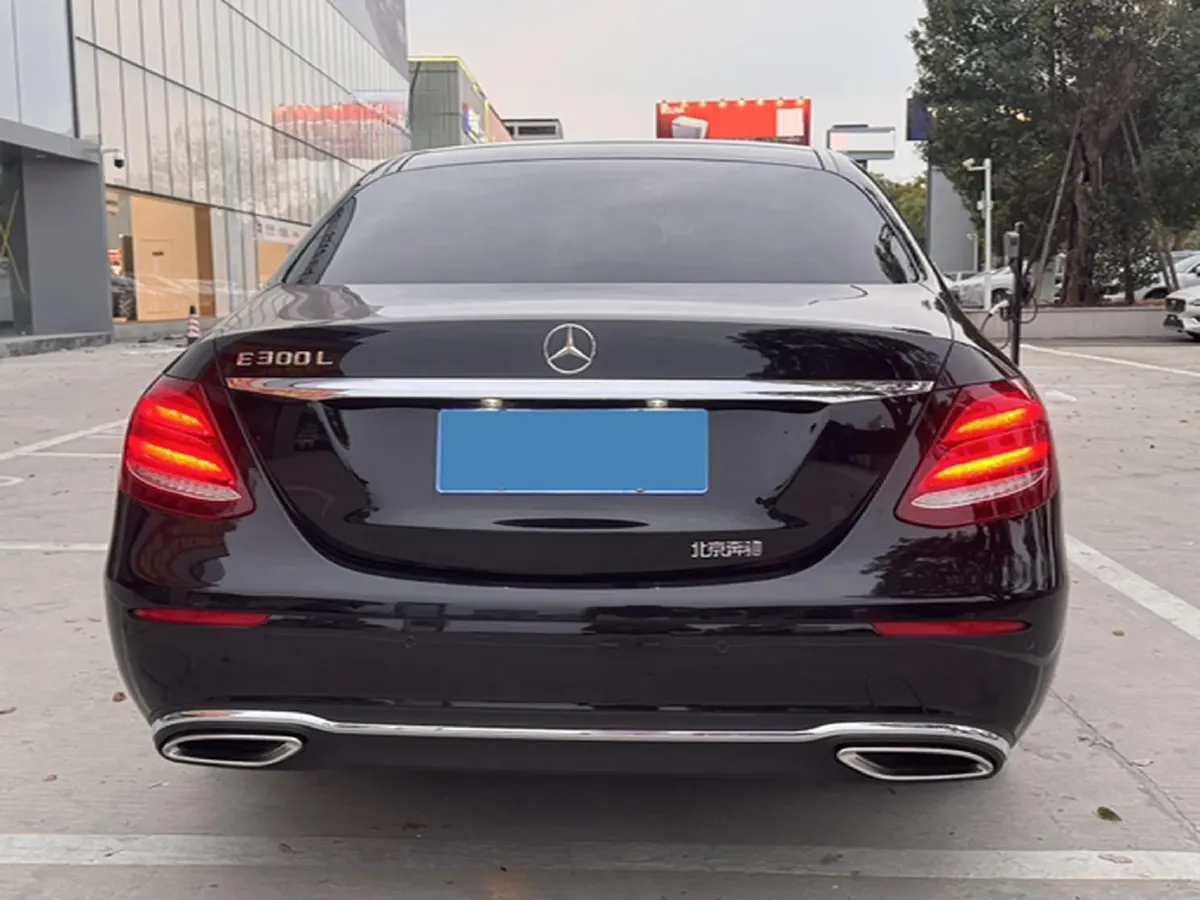 2020 Mercedes-Benz E Class 1.5T 184HP L4 9AT,autocango,china used car exporter,china ev exporter,chinese used car exporter,chinese used ev exporter