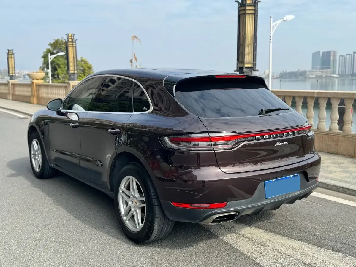 2018 Porsche Macan 2.0T 252HP L4 7DCT,autocango,china used car exporter,china ev exporter,chinese used car exporter,chinese used ev exporter