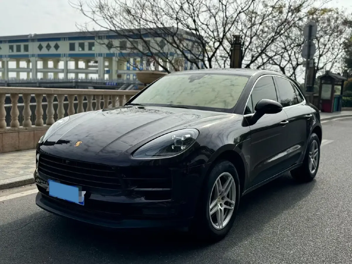 2018 Porsche Macan 2.0T 252HP L4 7DCT,autocango,china used car exporter,china ev exporter,chinese used car exporter,chinese used ev exporter