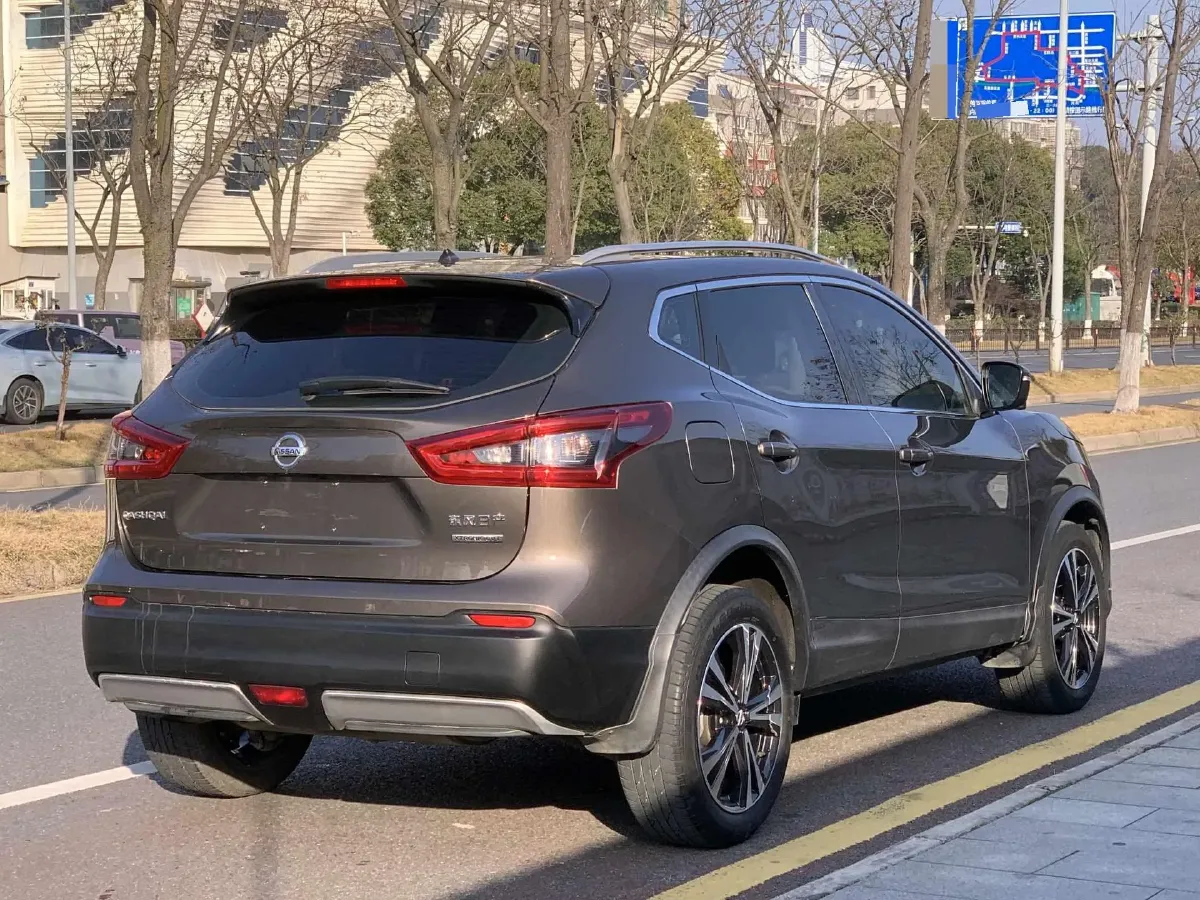 2021 Nissan Qashqai 2.0L 151HP L4 CVT,autocango,china used car exporter,china ev exporter,chinese used car exporter,chinese used ev exporter