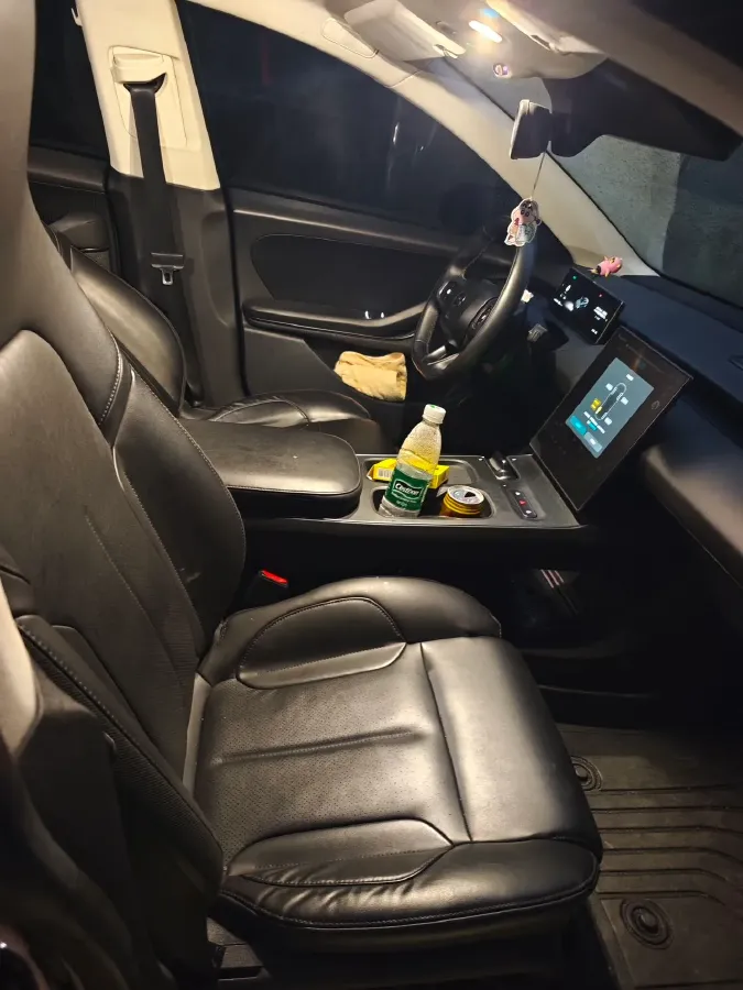 2022 JunTian HeiWuShi Youth 2.0T 203HP L4 6AT,autocango,china used car exporter,china ev exporter,chinese used car exporter,chinese used ev exporter