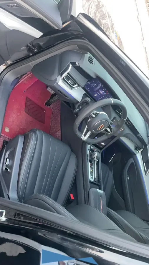 2025 HongQi H5 2.0T 224HP L4 8AT,autocango,china used car exporter,china ev exporter,chinese used car exporter,chinese used ev exporter