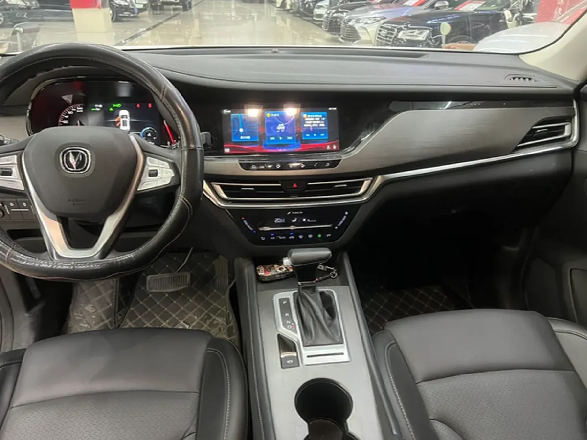 2019 ChangAn CS35 Plus 1.4T 158HP L4 7DCT,autocango,china used car exporter,china ev exporter,chinese used car exporter,chinese used ev exporter