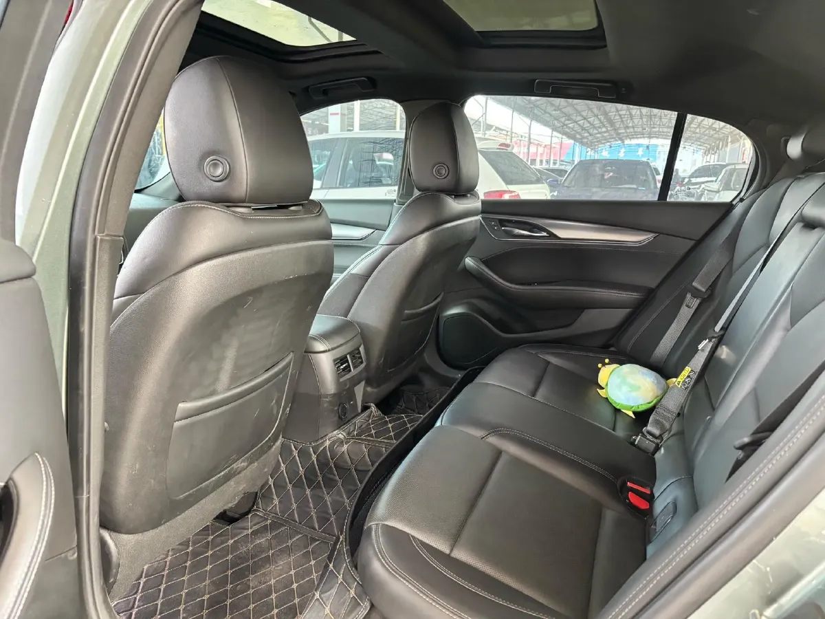 2022 Cadillac CT5 2.0T 237HP L4 10AT,autocango,china used car exporter,china ev exporter,chinese used car exporter,chinese used ev exporter