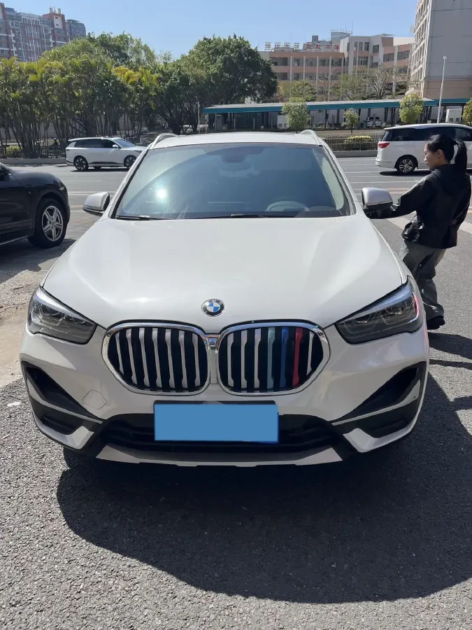 2022 BMW X1 1.5T 140HP L3 7DCT,autocango,china used car exporter,china ev exporter,chinese used car exporter,chinese used ev exporter