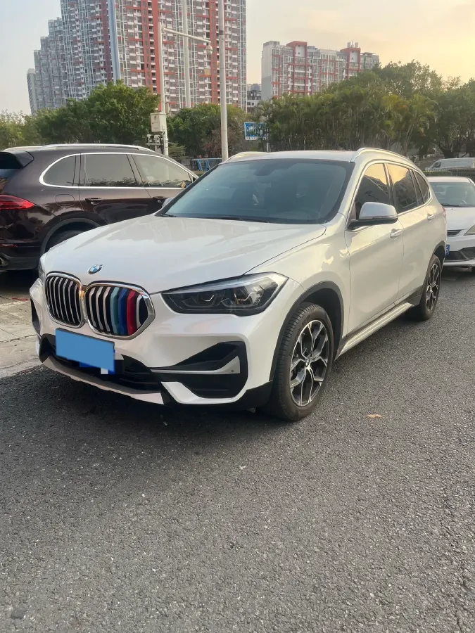 2022 BMW X1 1.5T 140HP L3 7DCT,autocango,china used car exporter,china ev exporter,chinese used car exporter,chinese used ev exporter