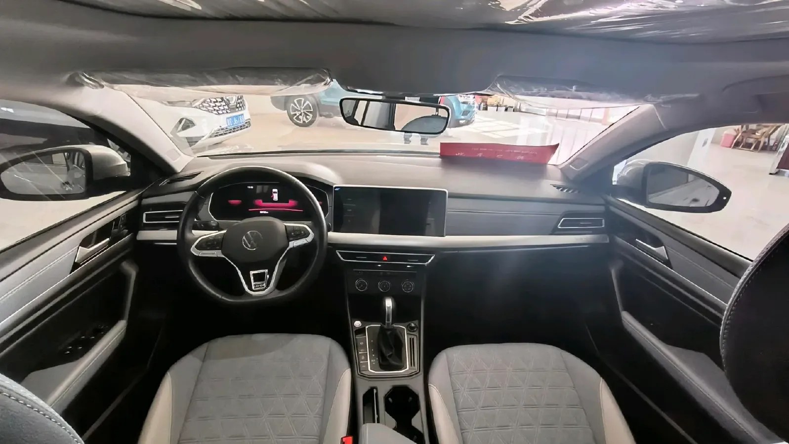 2023 Volkswagen Lavida 1.4T 150HP L4 7DCT,autocango,china used car exporter,china ev exporter,chinese used car exporter,chinese used ev exporter