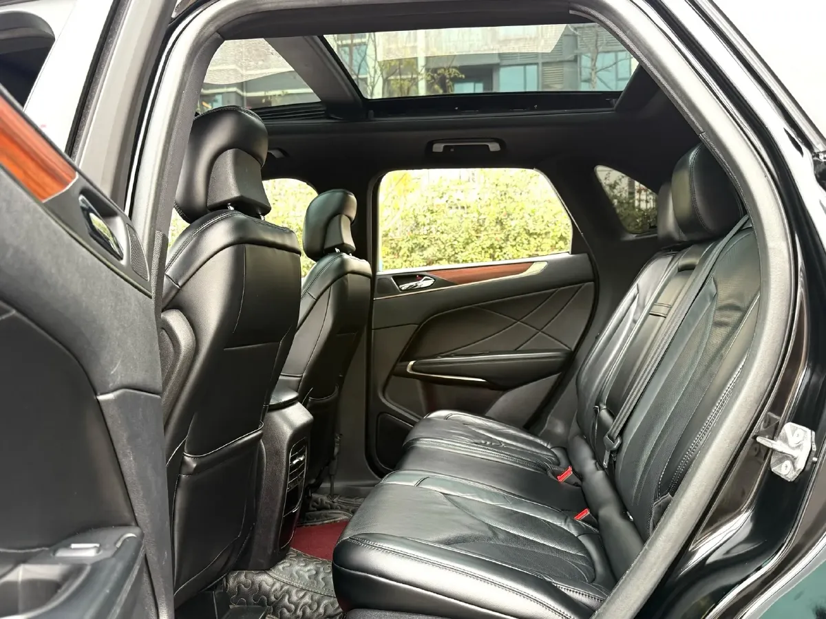 2018 Lincoln MKC 2.0T 253HP L4 6AT,autocango,china used car exporter,china ev exporter,chinese used car exporter,chinese used ev exporter