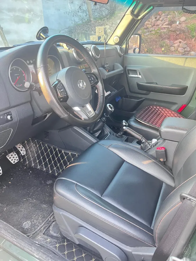 2018 Beijing BJ40 2.0T 150HP L4 6MT,autocango,china used car exporter,china ev exporter,chinese used car exporter,chinese used ev exporter