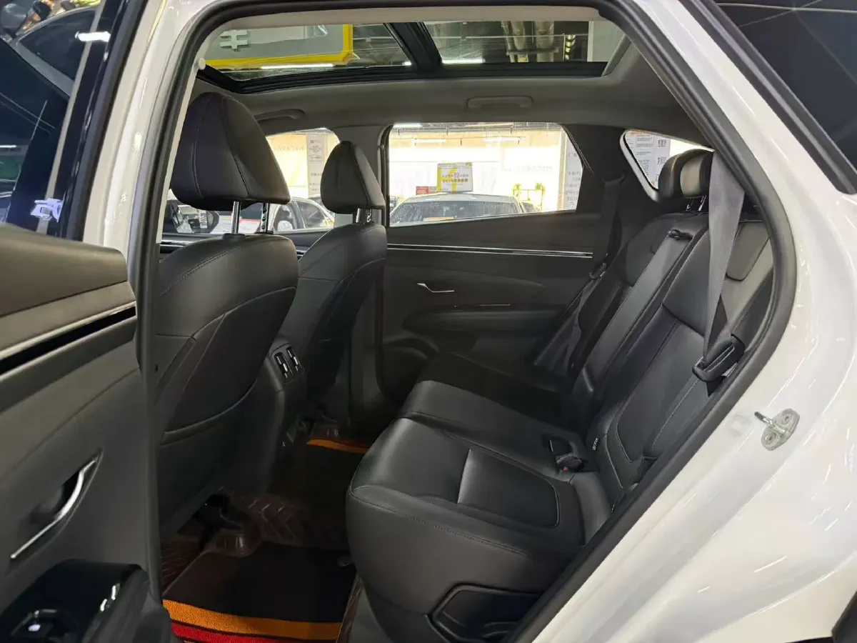 2021 Hyundai Tucson 1.5T 200HP L4 7DCT,autocango,china used car exporter,china ev exporter,chinese used car exporter,chinese used ev exporter