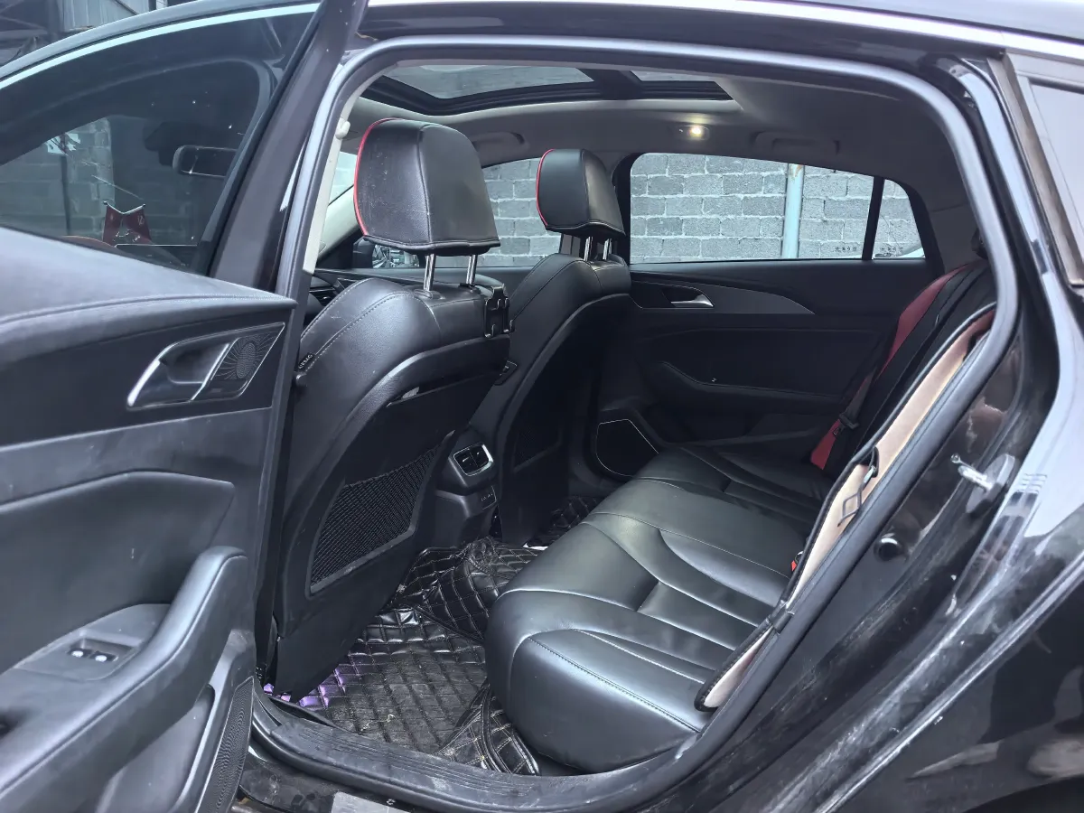 2020 HongQi H5 1.8T 197HP L4 6AT,autocango,china used car exporter,china ev exporter,chinese used car exporter,chinese used ev exporter