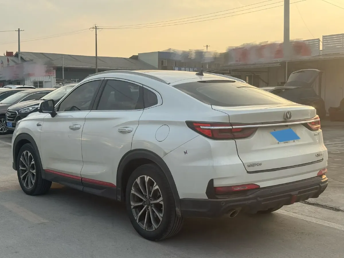 2021 ChangAn CS85 Coupe 1.5T 178HP L4 7DCT,autocango,china used car exporter,china ev exporter,chinese used car exporter,chinese used ev exporter