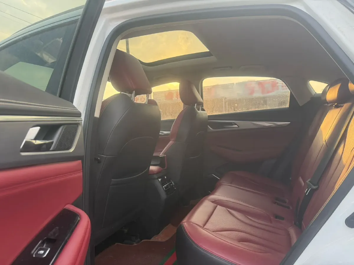 2021 ChangAn CS85 Coupe 1.5T 178HP L4 7DCT,autocango,china used car exporter,china ev exporter,chinese used car exporter,chinese used ev exporter