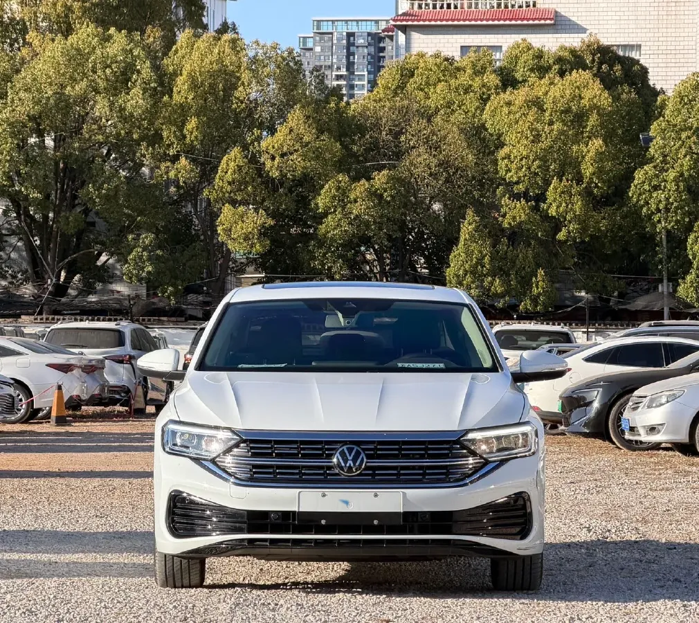 2024 Volkswagen Sagitar 1.5T 160HP L4 7DCT,autocango,china used car exporter,china ev exporter,chinese used car exporter,chinese used ev exporter