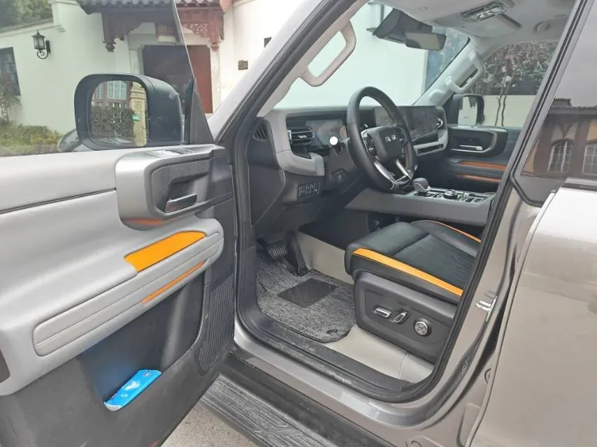 2025 Beijing BJ40 REEV REEV 188HP REEV 40.3KWH,autocango,china used car exporter,china ev exporter,chinese used car exporter,chinese used ev exporter