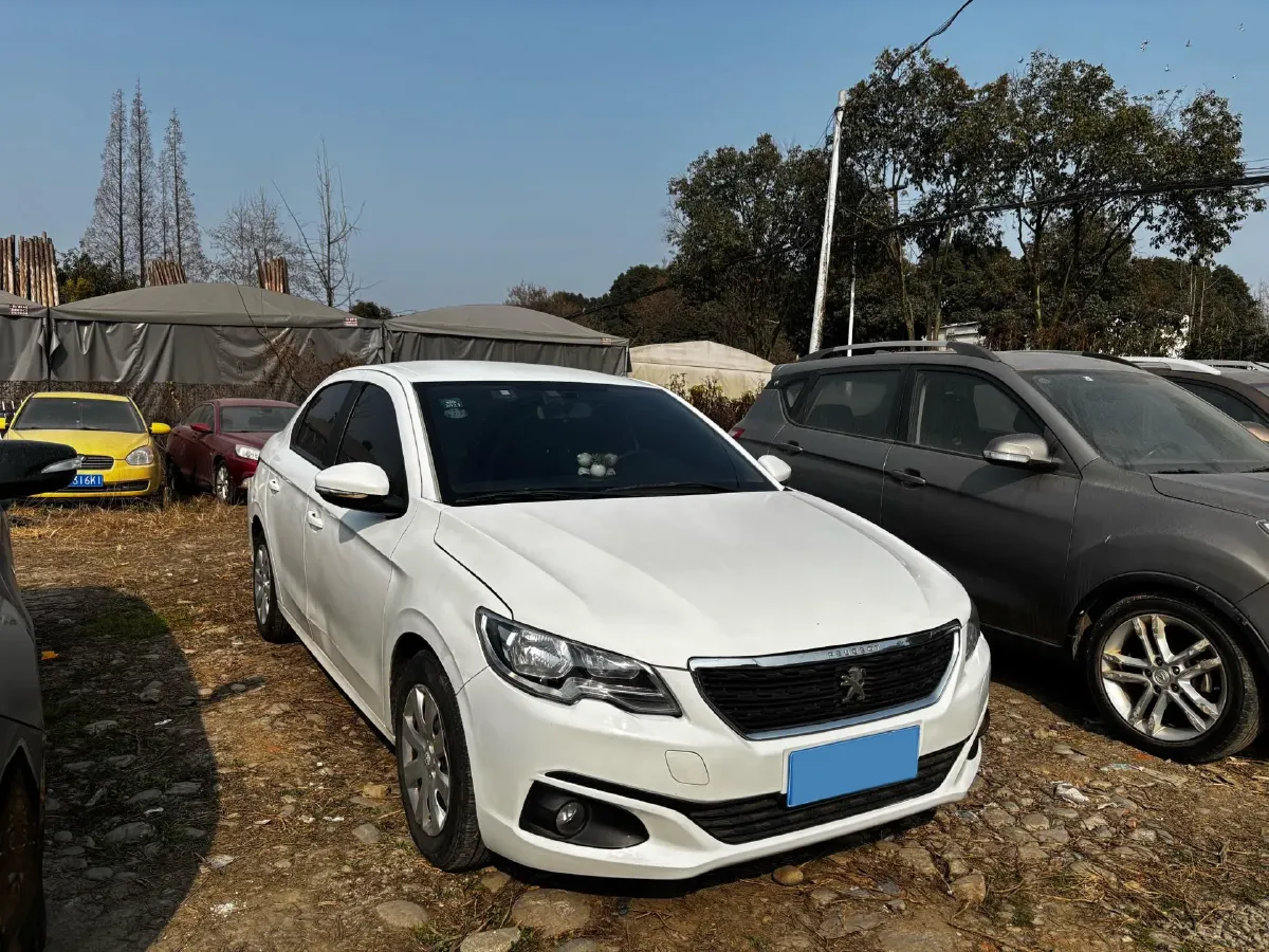 2018 Peugeot 301 1.6L 117HP L4 5MT,autocango,china used car exporter,china ev exporter,chinese used car exporter,chinese used ev exporter