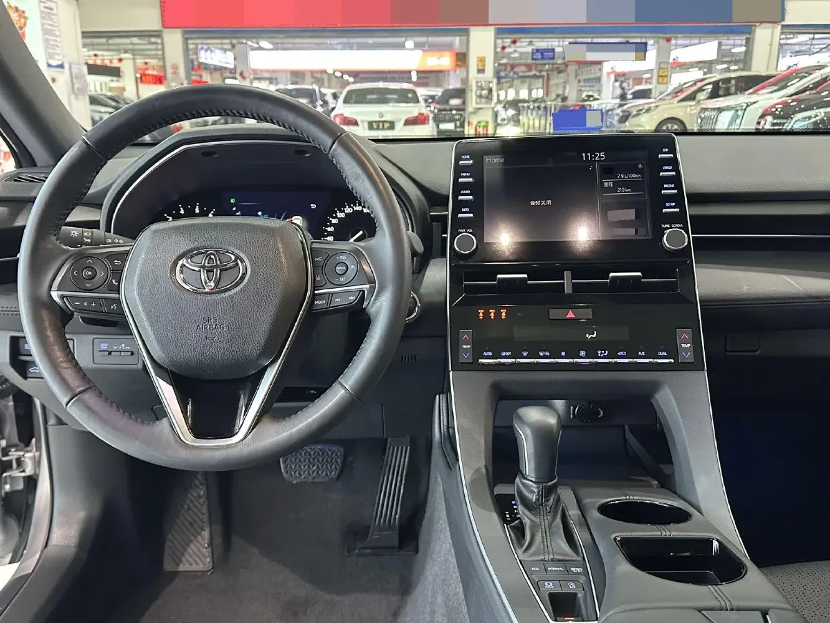 2022 Toyota Avalon 2.5L 209HP L4 8AT,autocango,china used car exporter,china ev exporter,chinese used car exporter,chinese used ev exporter