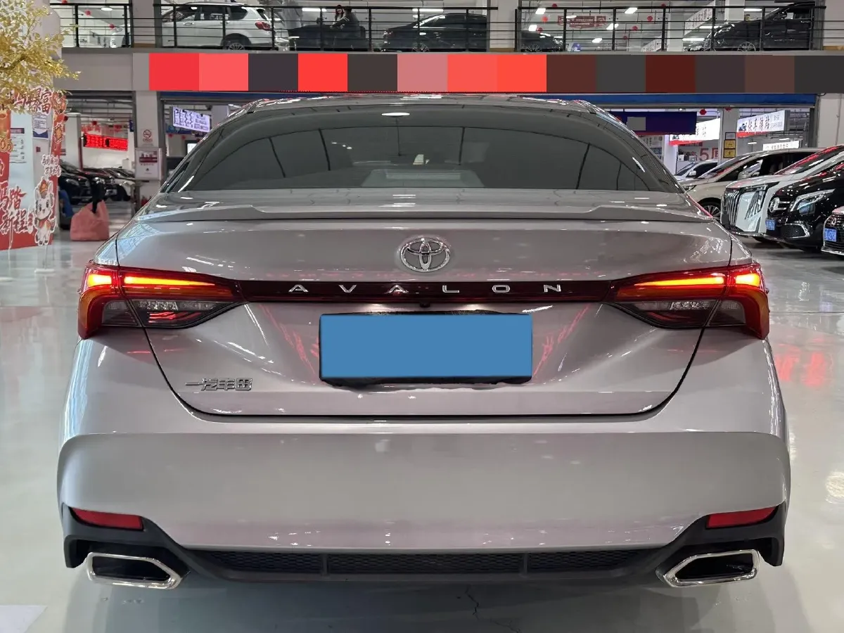 2022 Toyota Avalon 2.5L 209HP L4 8AT,autocango,china used car exporter,china ev exporter,chinese used car exporter,chinese used ev exporter