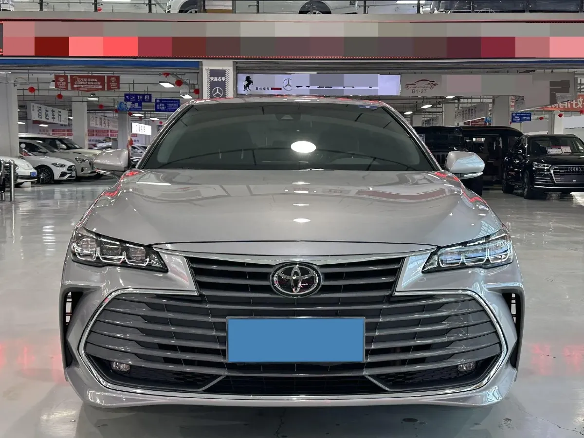 2022 Toyota Avalon 2.5L 209HP L4 8AT,autocango,china used car exporter,china ev exporter,chinese used car exporter,chinese used ev exporter