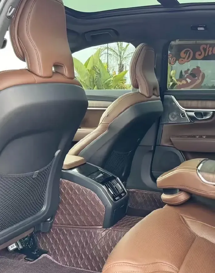 2021 Volvo S90 2.0T 250HP L4 8AT,autocango,china used car exporter,china ev exporter,chinese used car exporter,chinese used ev exporter