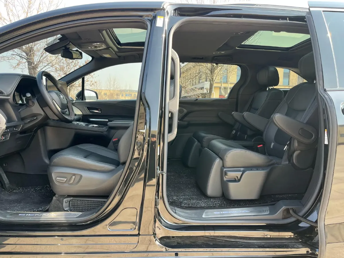 2021 Toyota Sienna 2.5L 192HP L4 E-CVT Hybrid,autocango,china used car exporter,china ev exporter,chinese used car exporter,chinese used ev exporter