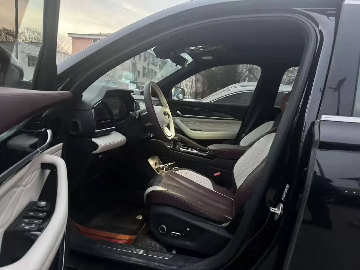 2024 Geely Monjaro 2.0T 238HP L4 8AT,autocango,china used car exporter,china ev exporter,chinese used car exporter,chinese used ev exporter