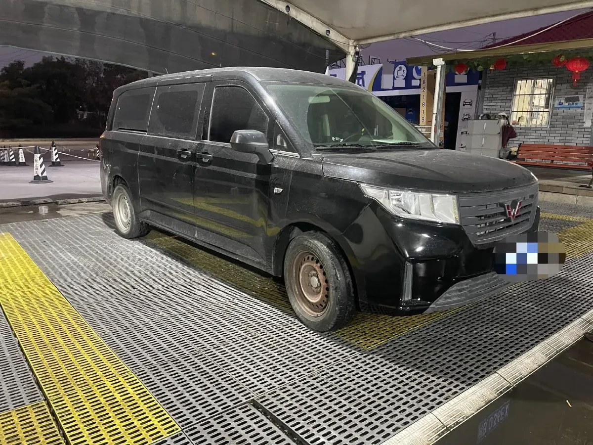 2022 WuLing ZhengChen 2.0L 136HP L4 6MT,autocango,china used car exporter,china ev exporter,chinese used car exporter,chinese used ev exporter