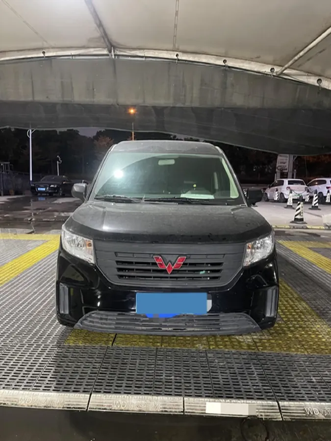 2022 WuLing ZhengChen 2.0L 136HP L4 6MT,autocango,china used car exporter,china ev exporter,chinese used car exporter,chinese used ev exporter