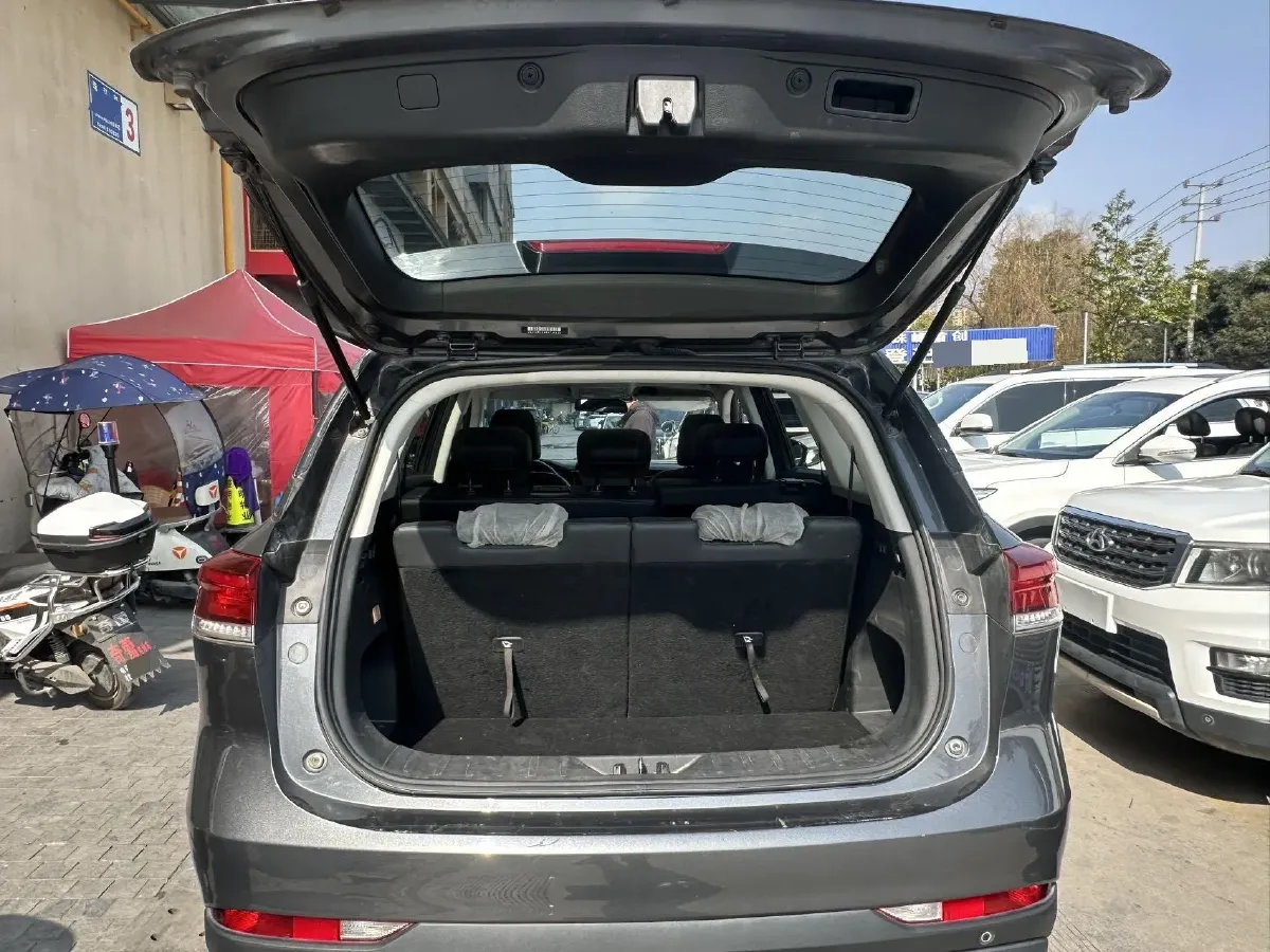 2024 ChangAn X7 PLUS 1.5T 188HP L4 7DCT,autocango,china used car exporter,china ev exporter,chinese used car exporter,chinese used ev exporter