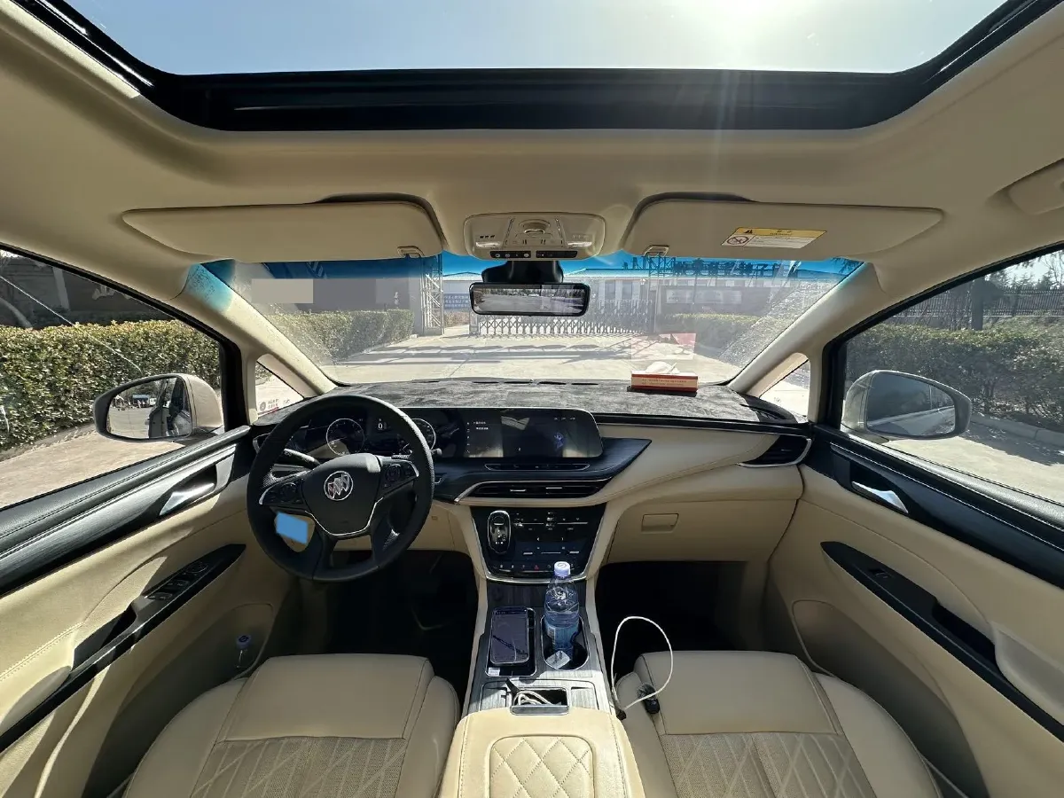 2022 Buick GL8 2.0T 237HP L4 9AT,autocango,china used car exporter,china ev exporter,chinese used car exporter,chinese used ev exporter