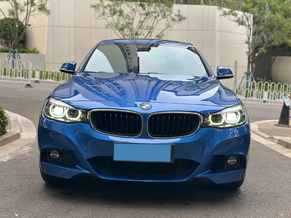 2019 BMW 3 Series GT 2.0T 184HP L4 8AT,autocango,china used car exporter,china ev exporter,chinese used car exporter,chinese used ev exporter