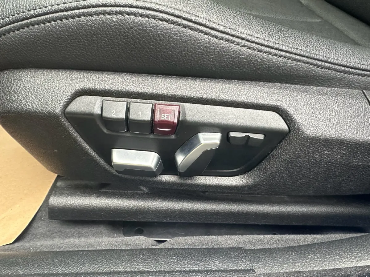 2019 BMW 3 Series GT 2.0T 184HP L4 8AT,autocango,china used car exporter,china ev exporter,chinese used car exporter,chinese used ev exporter