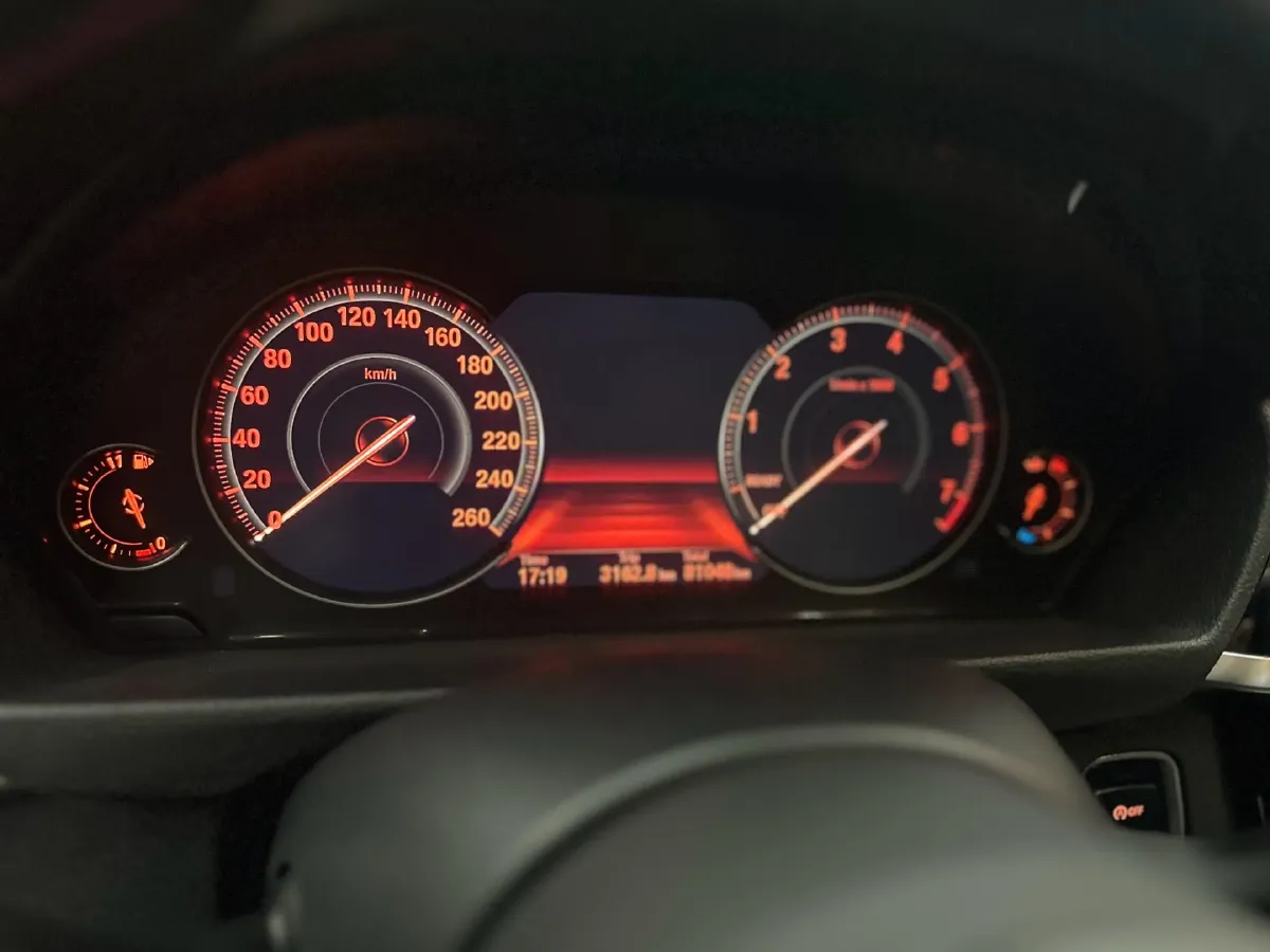 2019 BMW 3 Series GT 2.0T 184HP L4 8AT,autocango,china used car exporter,china ev exporter,chinese used car exporter,chinese used ev exporter