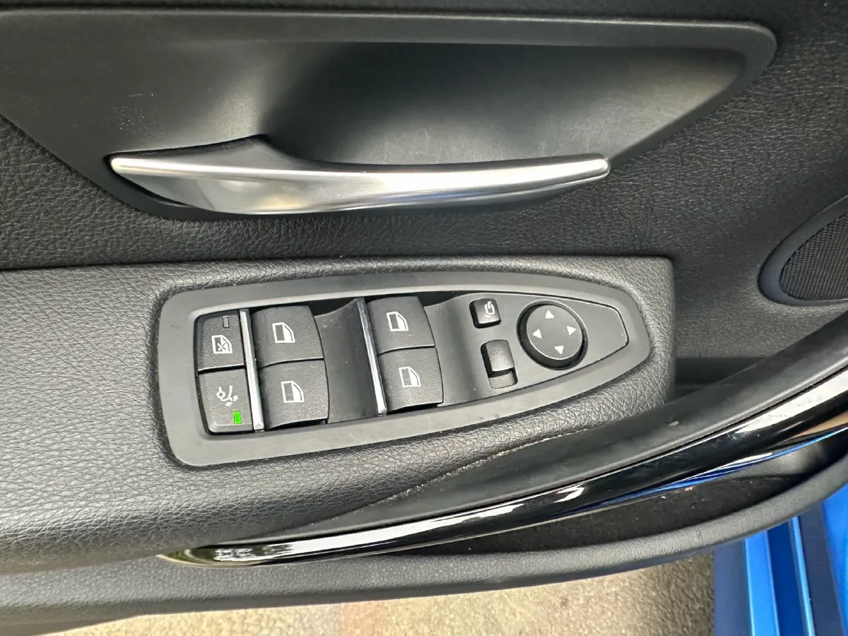 2019 BMW 3 Series GT 2.0T 184HP L4 8AT,autocango,china used car exporter,china ev exporter,chinese used car exporter,chinese used ev exporter