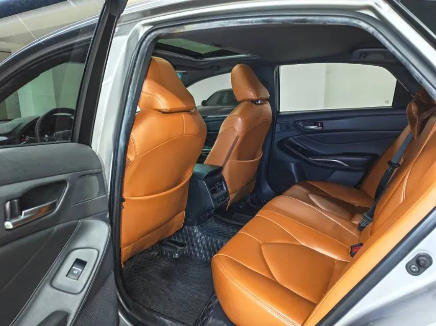 2019 Toyota Avalon 2.0L 178HP L4 CVT,autocango,china used car exporter,china ev exporter,chinese used car exporter,chinese used ev exporter