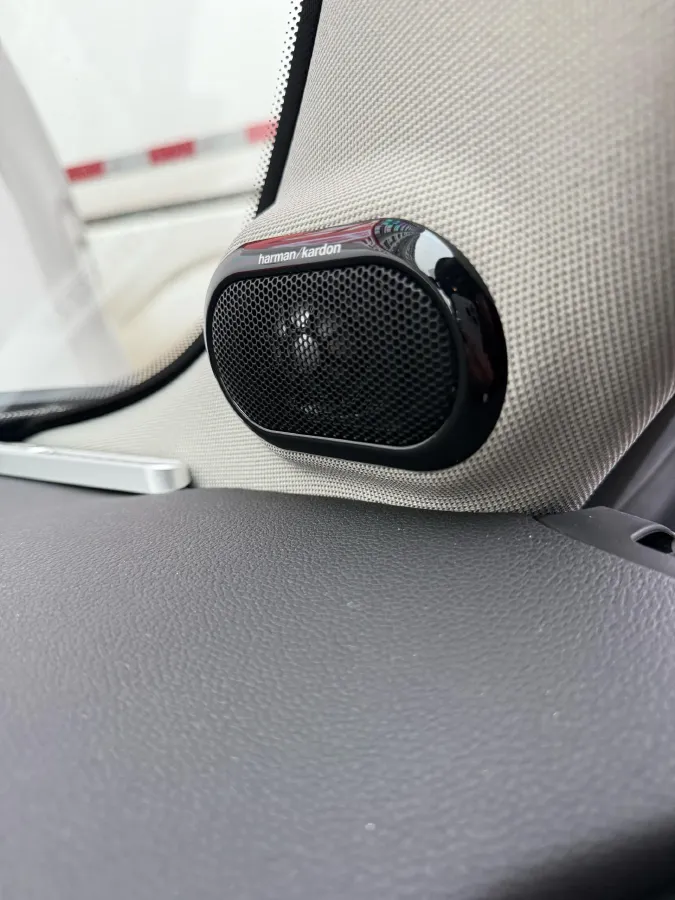 2022 MINI MINI 2.0T 192HP L4 7DCT,autocango,china used car exporter,china ev exporter,chinese used car exporter,chinese used ev exporter