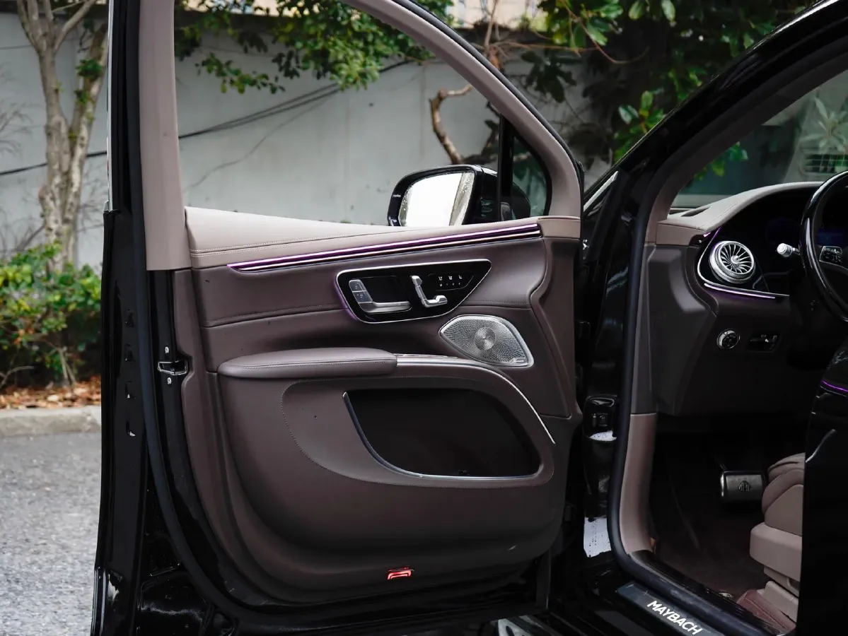 2025 Mercedes-Benz MaybachEQS SUV BEV,autocango,china used car exporter,china ev exporter,chinese used car exporter,chinese used ev exporter