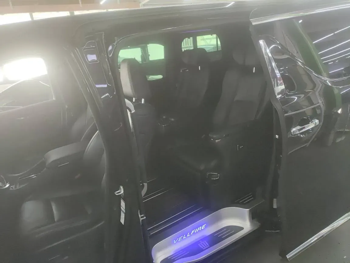 2021 Toyota Vellfire 2.5L 117HP L4 E-CVT Hybrid,autocango,china used car exporter,china ev exporter,chinese used car exporter,chinese used ev exporter